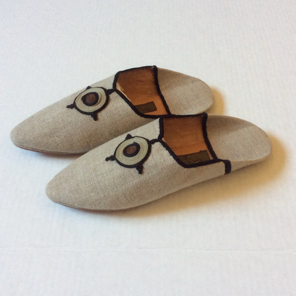 Kim & Ciara Beige Clutch shoes with Black Trim Sz 5